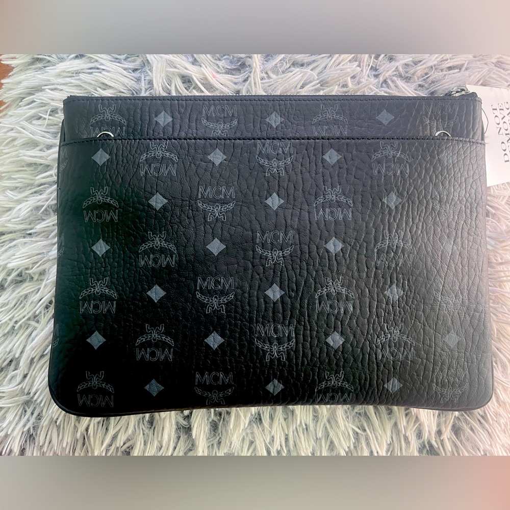 🪩🕋 MCM CROSSBODY POUCH 🕋🪩